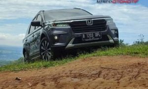 All New Honda BR-V Sabet Status Car of The Year 2022